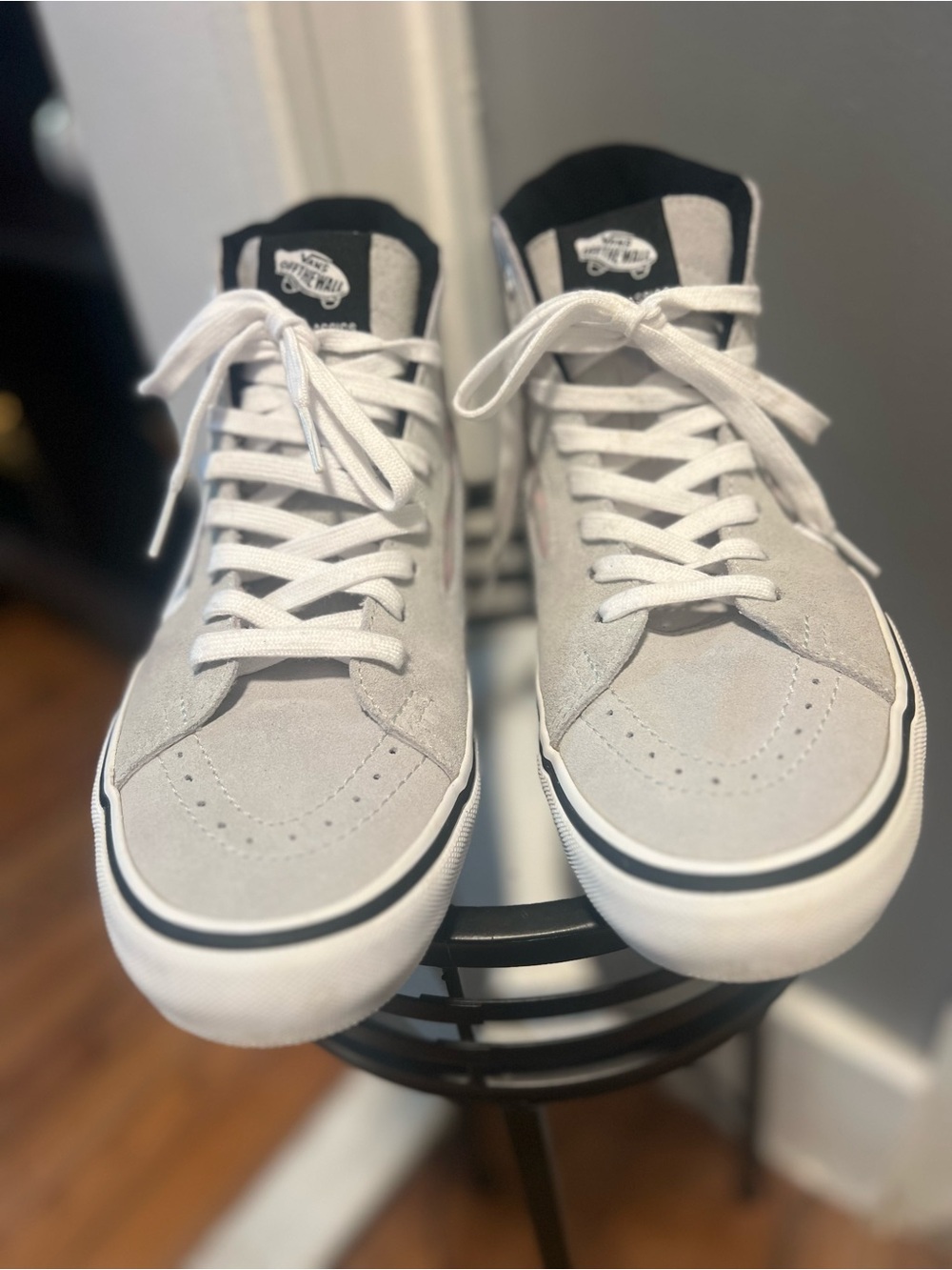 Vans Gray Suede Mid-Top Sneakers with Black Tongue size 8.5